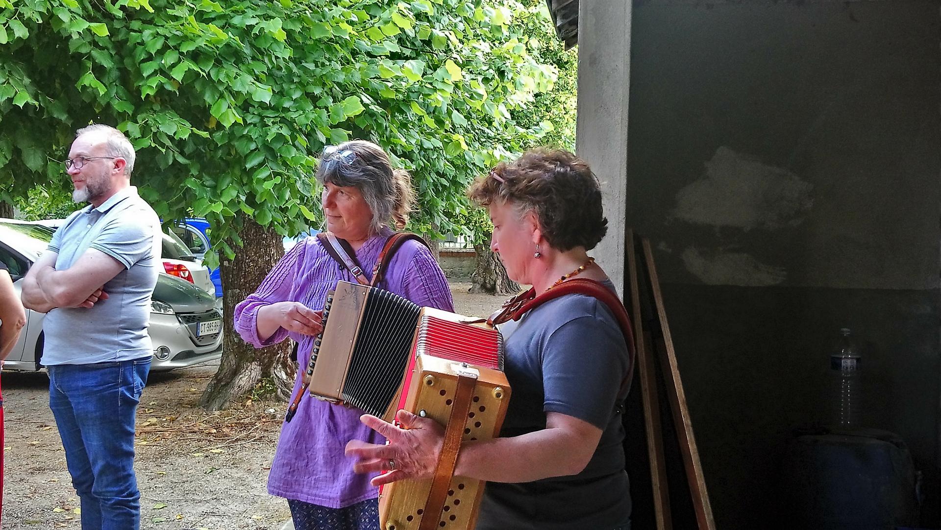 Danse Folk